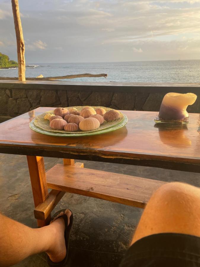Moonlight Oceanfront Delight Appartement Kailua-Kona Buitenkant foto